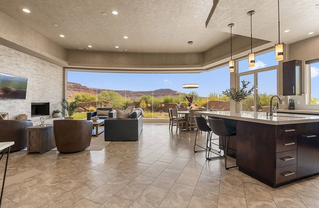 Escape to Entrada: Near Tuacahn Atmosphere