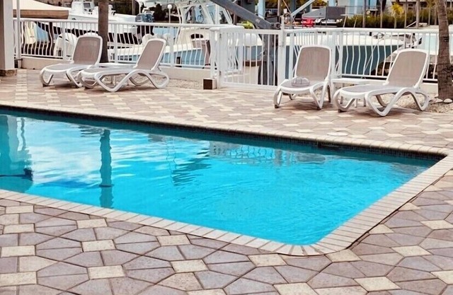 ESCAPE TO PARADISE! WATERFRONT PROPERTY! LOWEST PRICE IN THE KEYS! BEST LOCATION