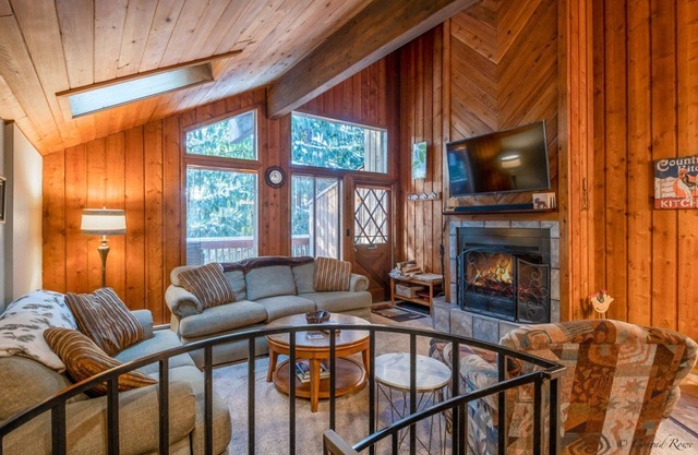 Escape to Ptarmigan Village 59