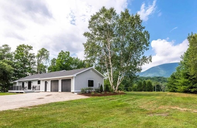 Escape to The Clyde’s View Hideaway in Manchester, Vt. New Home 3 Bed 2 Bath