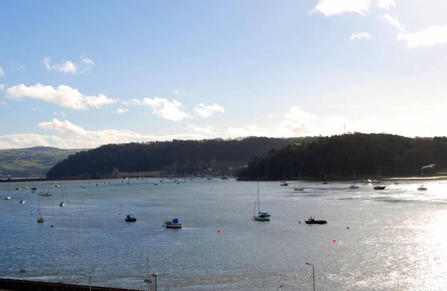 Estuary View Apartment - sleeps 4 guests in 2 bedrooms