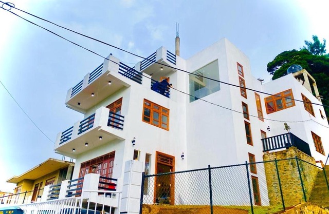 EUPHORIA WHITE HOUSE NUWARAELIYA