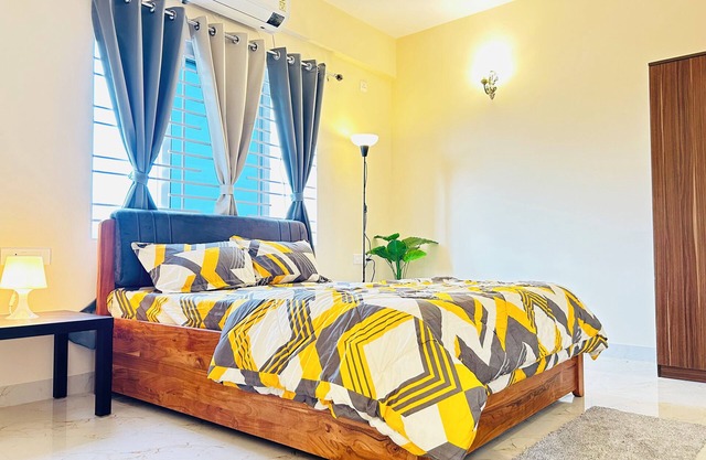 Evara Luxury Living: Central 3BHK near HITEC City