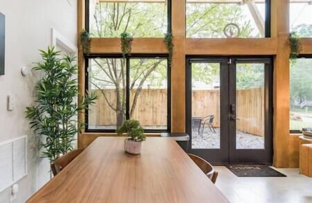 Eva’s Zen House – Downtown ATL Retreat (4 Guests)