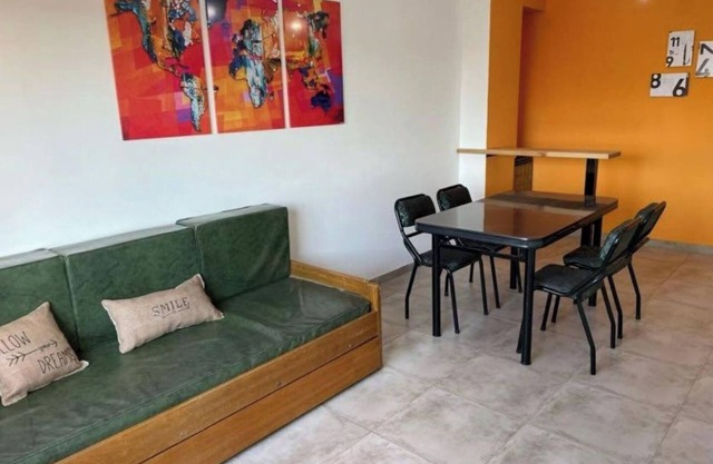 Excellent apartment on a high floor in the city just 200 meters from the beach.