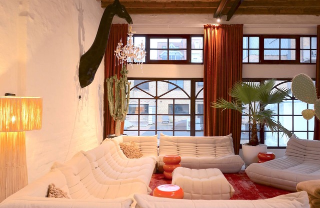 Exception retro design loft in the heart of Knokke