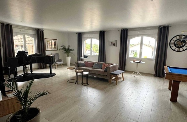 Exceptional whole house at L'Obsidienne, Billiards, Piano 20 mn from Nancy