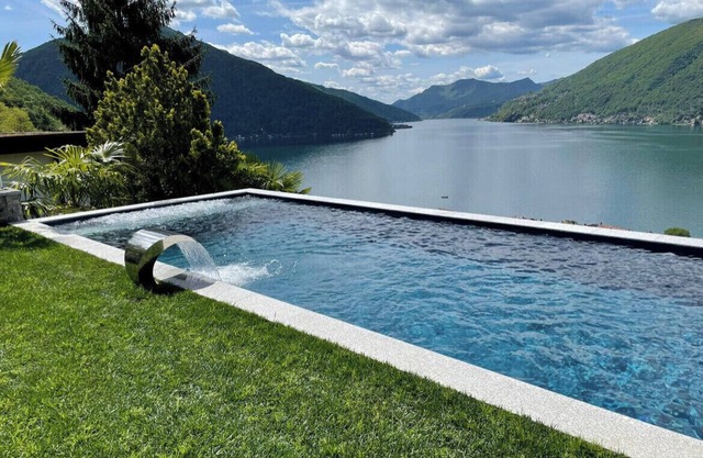 Exclusive and stylish villa * 6 1/2 room villa, -10 people/WiFi