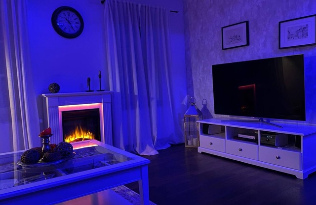 EXCLUSIVE APARTMENT CENTER NOW