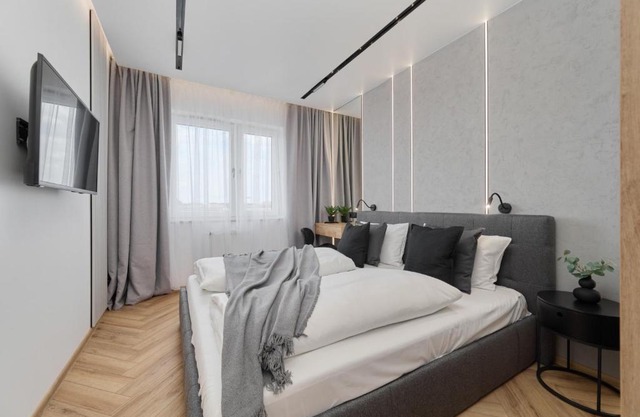 Exclusive Apartment with Balcony & Parking Wrocław by Renters Prestige
