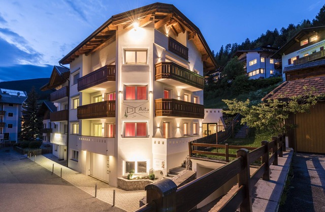Exclusive apartments & one loft in the Dolomites