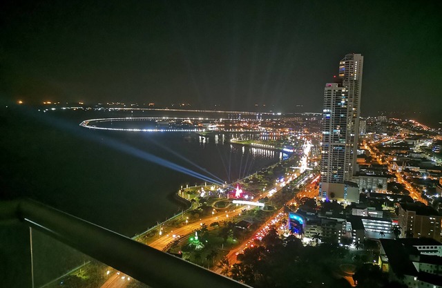 Exclusive Design apartment in Panama City. 135 sqm, 46th floor, modern building