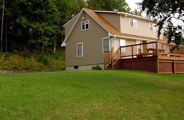 Exclusive Lakehouse
