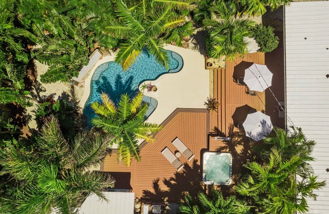 Exclusive Tropical Paradise - Cocoa Beach, Florida