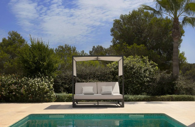 Exclusive villa within walking distance of Porto Petro and the enchanting Mondragó beach