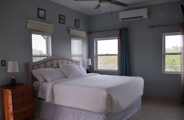 Executive Suite, Fully Furnished Luxury Apartments