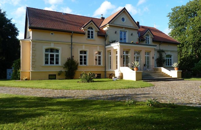 Exklusive Ferienwohnungen im Gutshaus Viezen