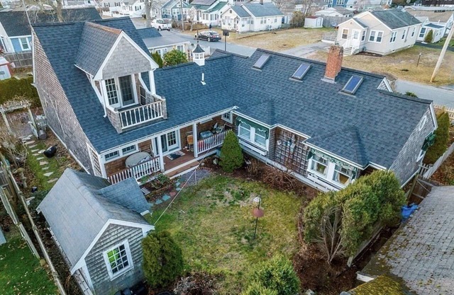 Expansive Cape Cod Retreat in Wareham: Modern Amenities and Traditional Charm with Private Courtyard