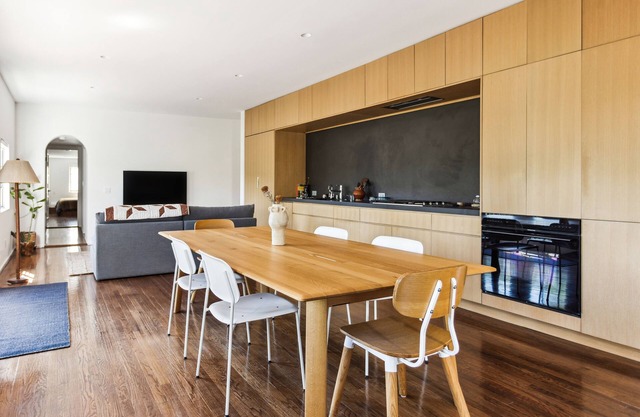 Experience Modern Luxury at Silverlake Waterfront