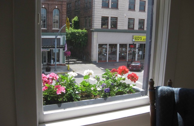 Experience the charm of living Downtown! Sterilized Like an Operating Room!