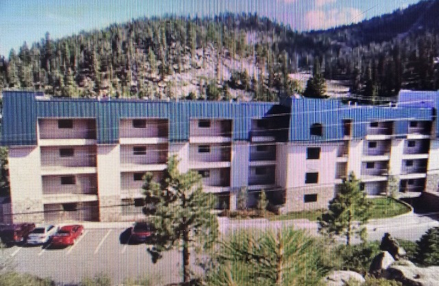 ExperieSki Scene at Holiday Inn Club Vacations Tahoe Ridge Resort