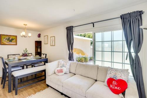 Explore SoCal! Cozy Retreat Near Disney and Beaches