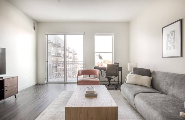 Exquisite Elmhurst 1BR w/Lounge, Pool & Gym nr Metra, by Blueground