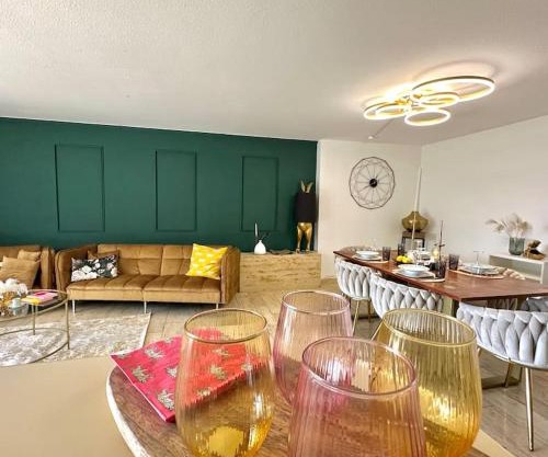 Exquisites Apartment + Terrasse