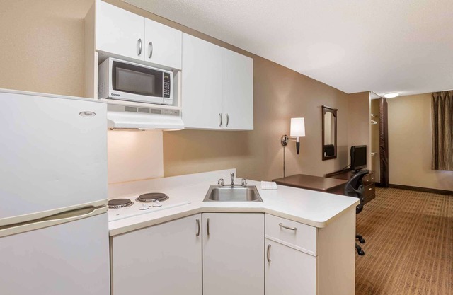 Extended Stay America Select Suites - Columbia - Stadium Blvd.