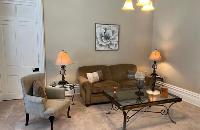 Extended Stays by Lee House Inn