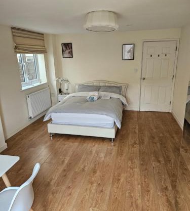 Extra Large Bedroom Dartford