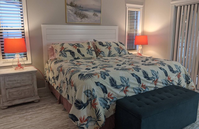 Extremely comfortable&clean VILLAS! Heated pool and Jacuzzi SUMMER SPECIAL RATES