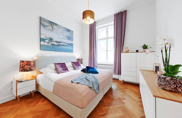 Eye-Catching Central Apartment with Luxury Touches