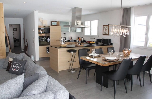 für 4 Gäste mit 110m² in Davos Dorf