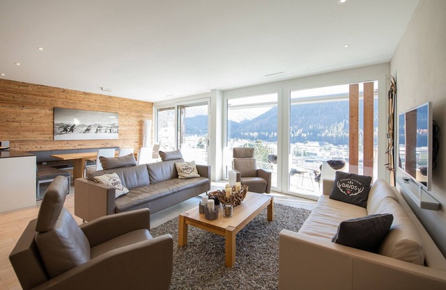 für 6 Gäste mit 130m² in Davos