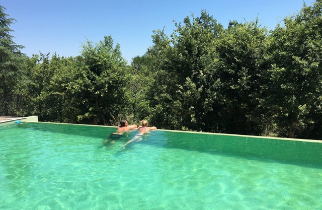 Fully equipped luxury studio with heated infinity pool 12 x 6 m