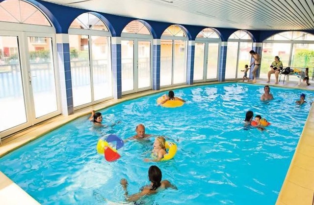 F2 4 pers with 2 swimming pools 300 m beach Cabourg Residence 3 * private parking