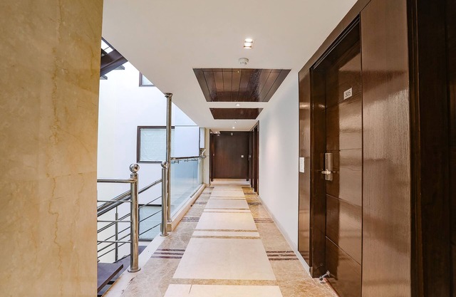 Fabhotel Grand Stay