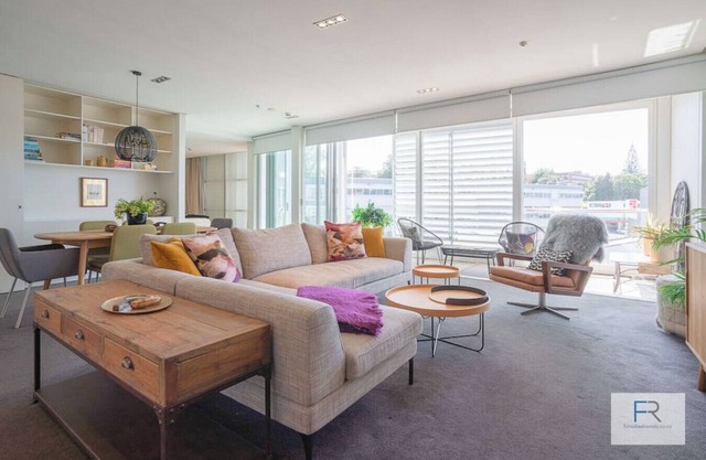 Fabulous Freemans Bay Apartment