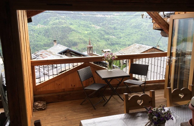 Fabulous house facing Three Valleys nr Bozel