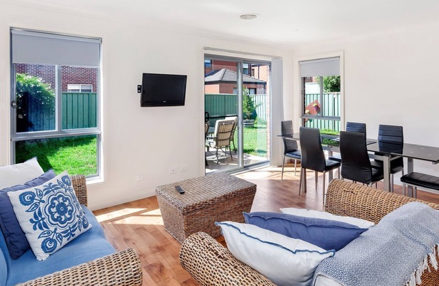 Fabulous Location in Lake Gardens Estate