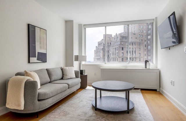 Fabulous Midtown East 2BR w/Gym & W/D, nr Parks & UN, by Blueground
