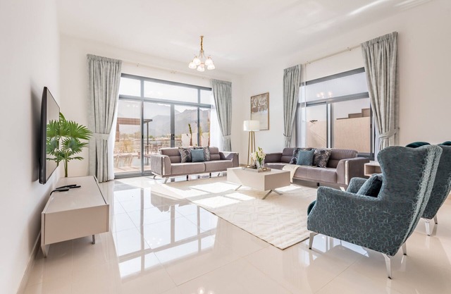 Facing the Sea and Mountains 4BR Villa with Assistant’s Room and Private Pool
