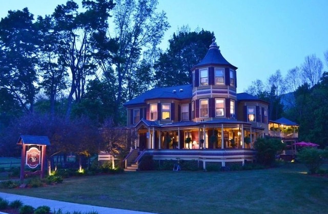 Fairlawn Inn