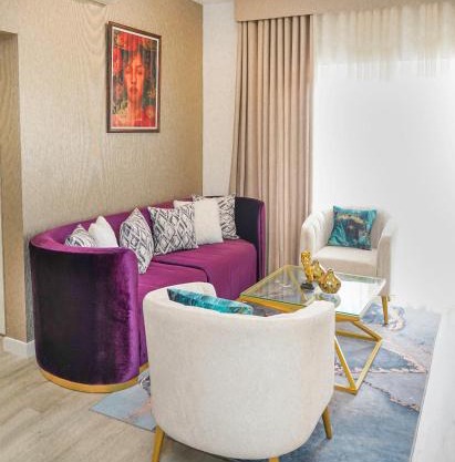 Fairway Velvet Vista 3 Bedroom Apartment with Pool and Gym