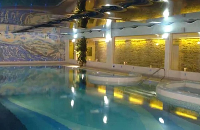 Falls Hotel & Spa