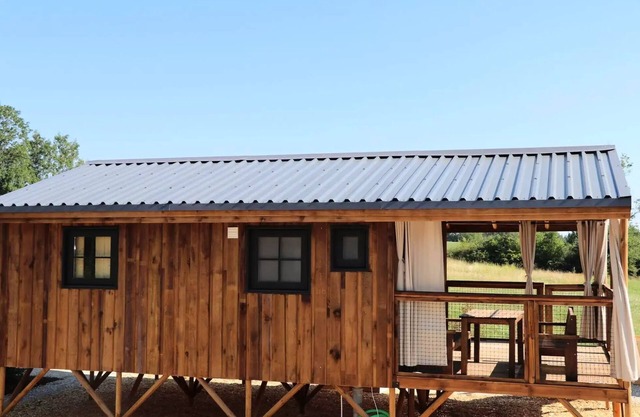 Familien-Lodge-Hütte (29 m² - 2 Schlafzimmer) für 5 Personen