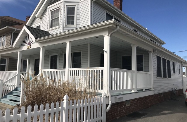 FAMILIES/RETIREES - 3 houses to Beach/Boardwalk/Restaurants/Prof.Clean