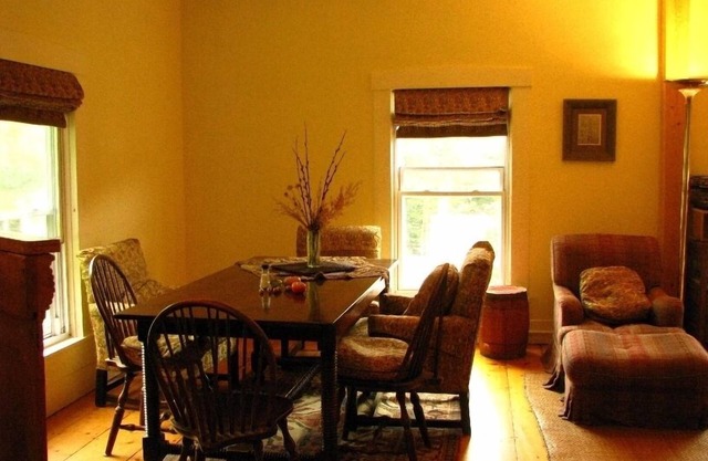 Families, summertime, 6 Bedrooms, Internet, River swim and village charm