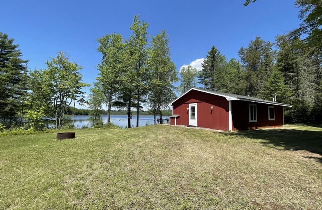 Family cabin on private lake to enjoy fishing, hiking, nature and much more!